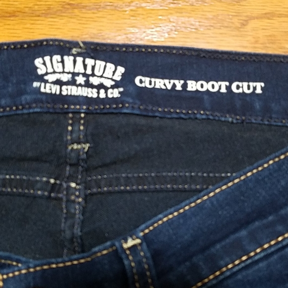 {Levi Strauss} Curvy Bootcut Jeans - Picture 3 of 10